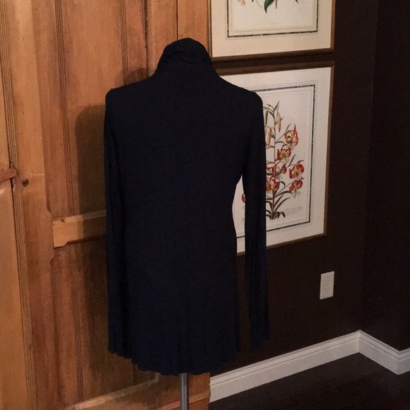 Anthropologie shawl collar top with smocked detail - Picture 8 of 10